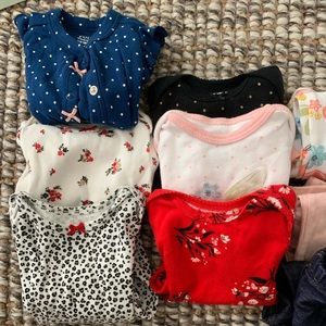 EUC Baby Girl Clothing Bundle 0-3 months